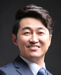 Min-Ho Kong